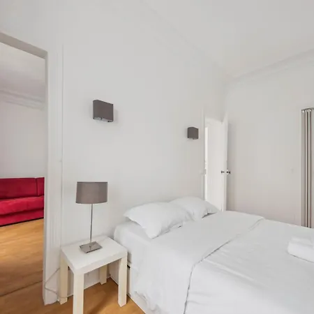 Le Soyeux باريس