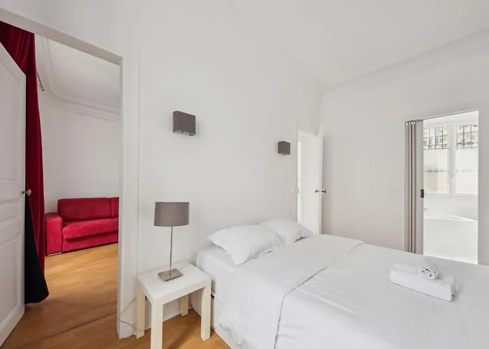 Le Soyeux Paris